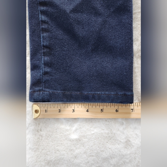 Joe's Slim Fit Mini Boot Cut Jean - Size 28 - Picture 7 of 10